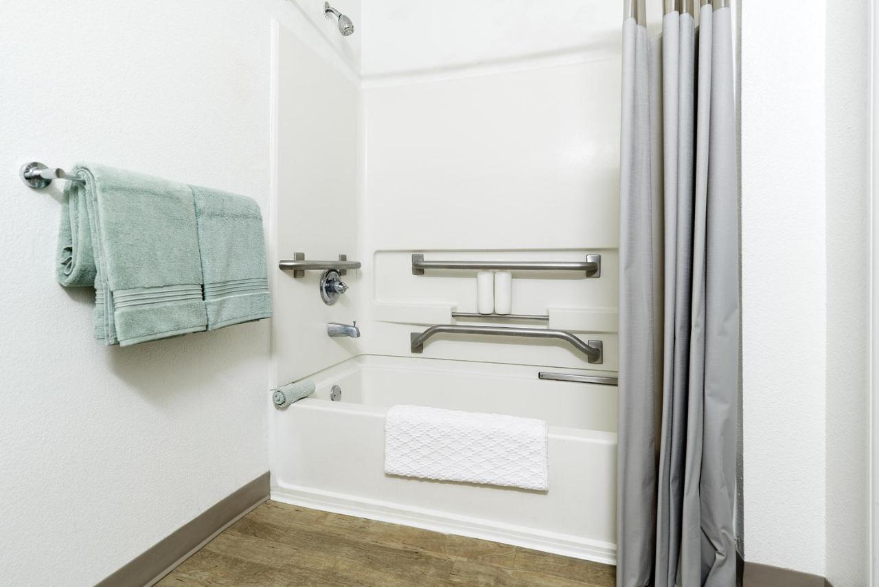 Intown Suites Extended Stay West Palm Beach Fl - Military Trail Rd Lake Park Exteriér fotografie